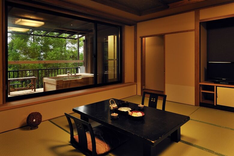 Yunogo Bishunkaku