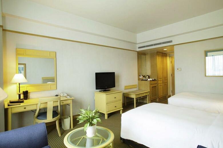 New World Saigon Hotel