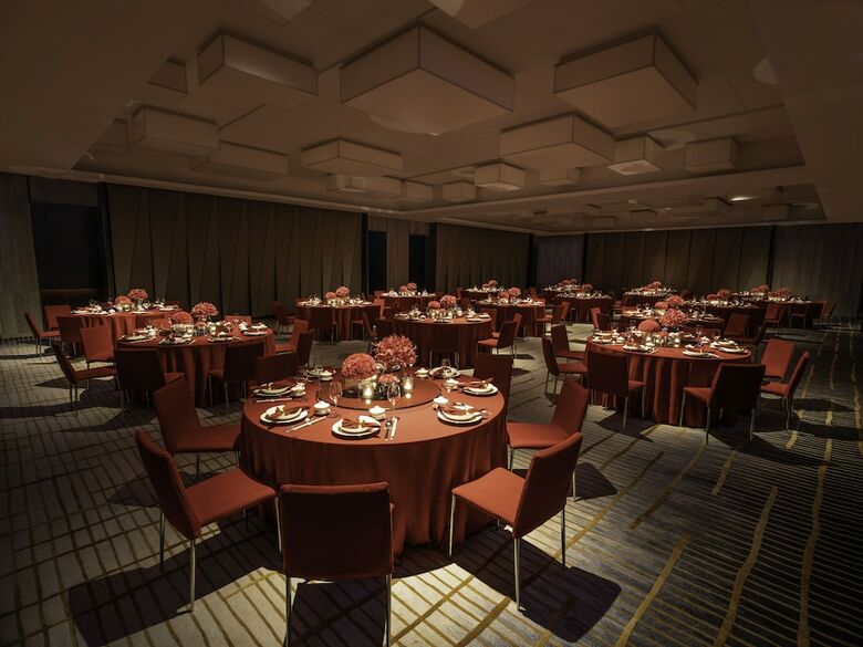 New World Saigon Hotel