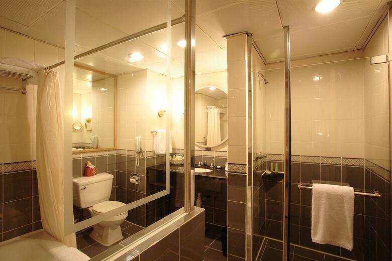 New World Saigon Hotel