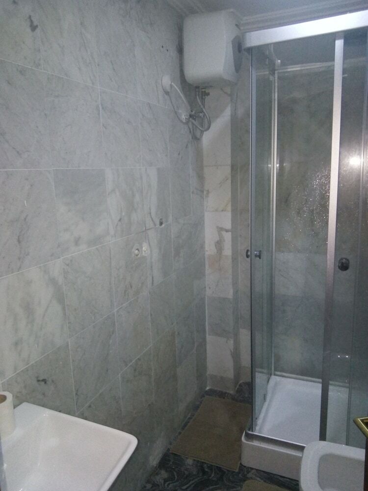 Hotel Capital Lodge@ Maitama