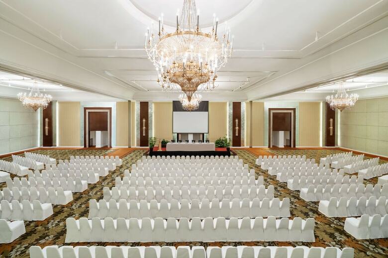 Hotel Edsa Shangri-la, Manila