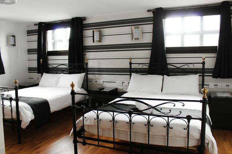 Cornmill Hotel