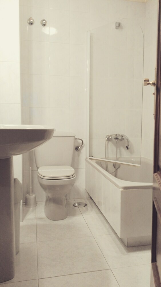 Residencia Hostal Pico Sacro I