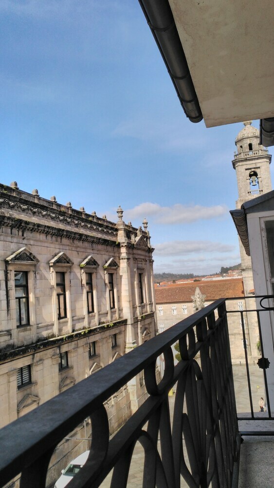Residencia Hostal Pico Sacro I