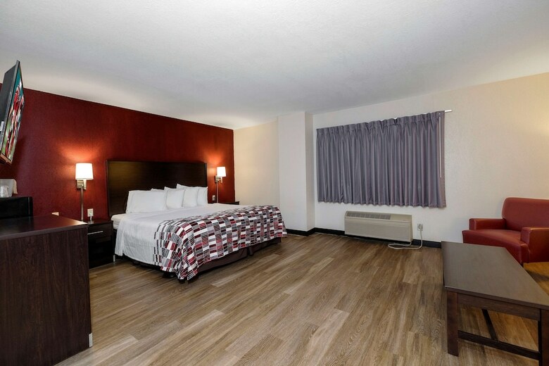 Hotel Red Roof Inn Holton