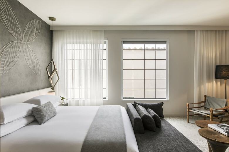 Kimpton La Peer Hotel