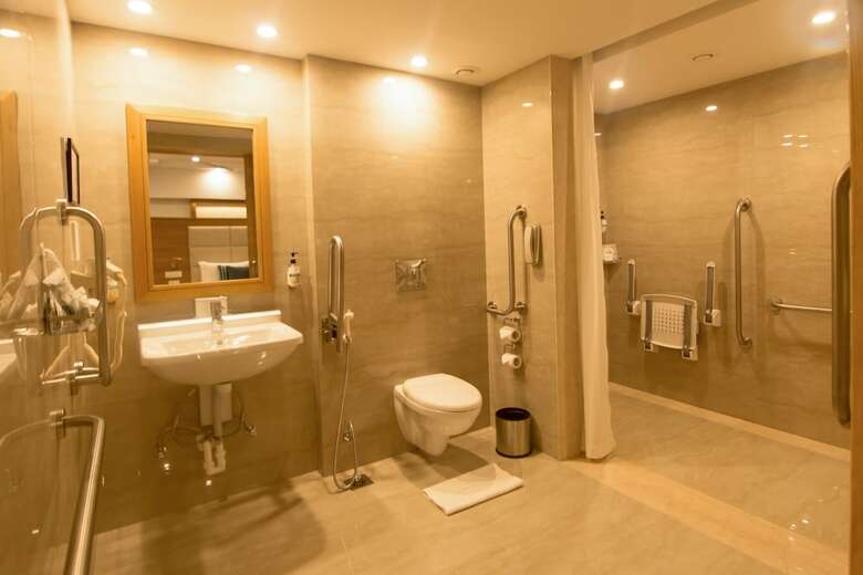 Lemon Tree Hotel, Sector 60, Gurugram