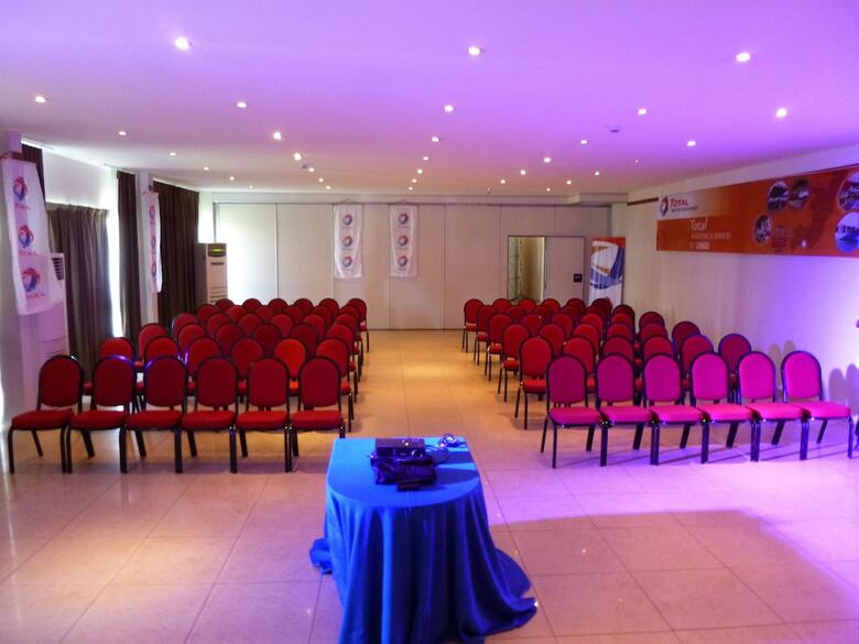 Apartamento Hotel Elais