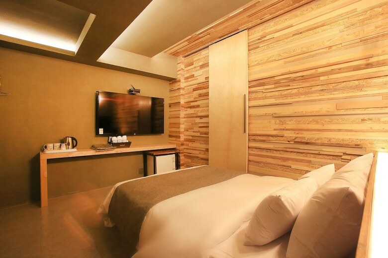 Hotel Form