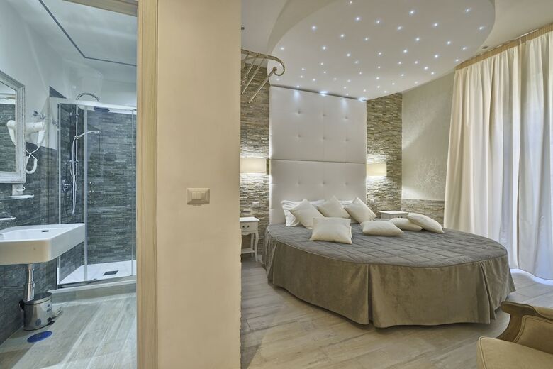 Hotel Vatican Nausicaa
