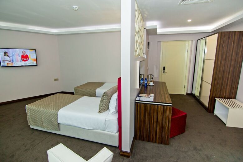 Hotel Sky Tower