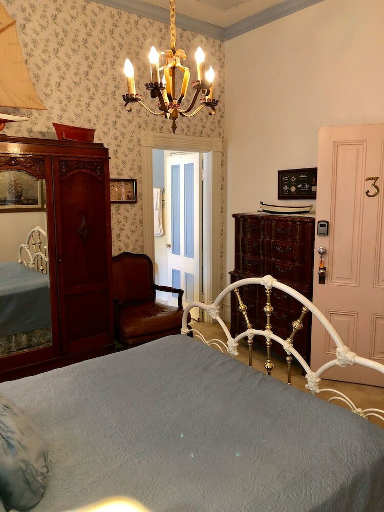 Bed & Breakfast Power's Mansion Inn