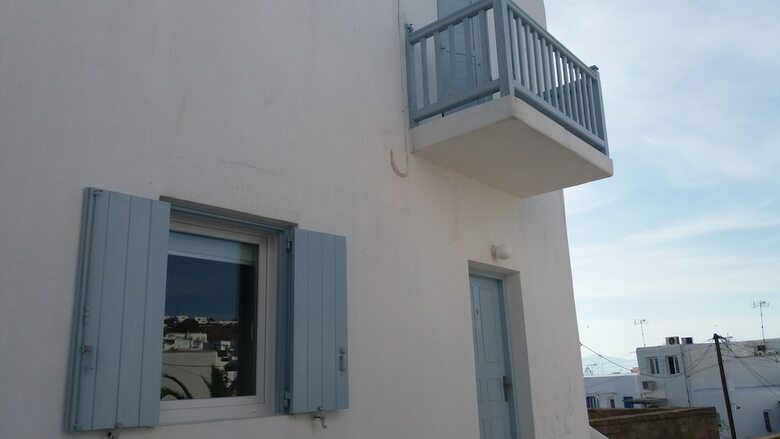 Hotel Manos Rooms