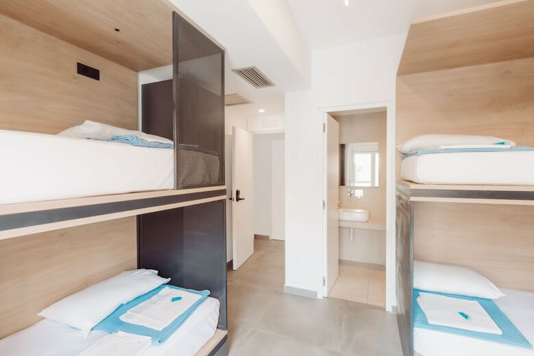 Hostal Athens Backpackers