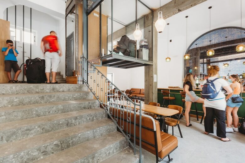 Hostal Athens Backpackers