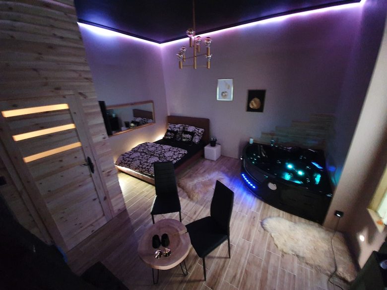 Magic Apartments