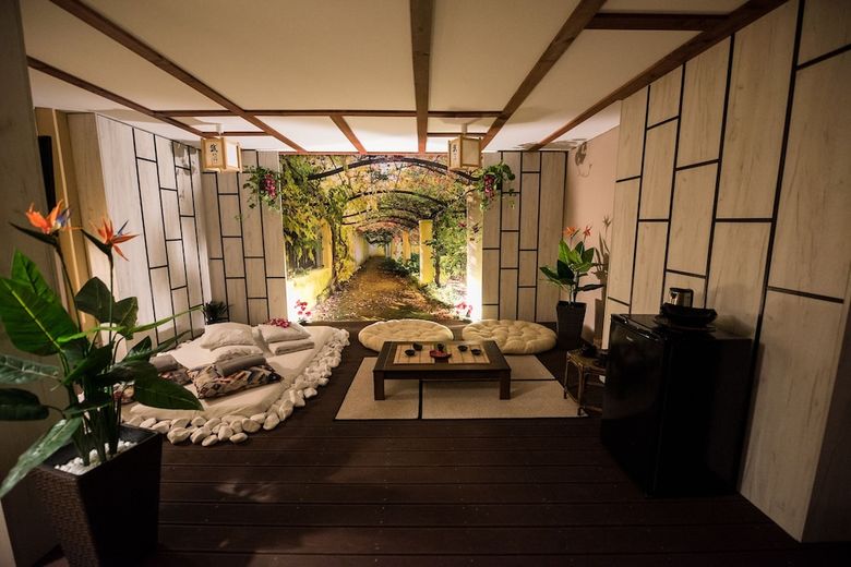 Magic Apartments