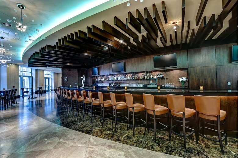 Loews Chicago O'hare Hotel