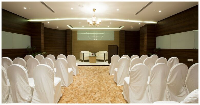 Hotel Tulip Inn Bangalore