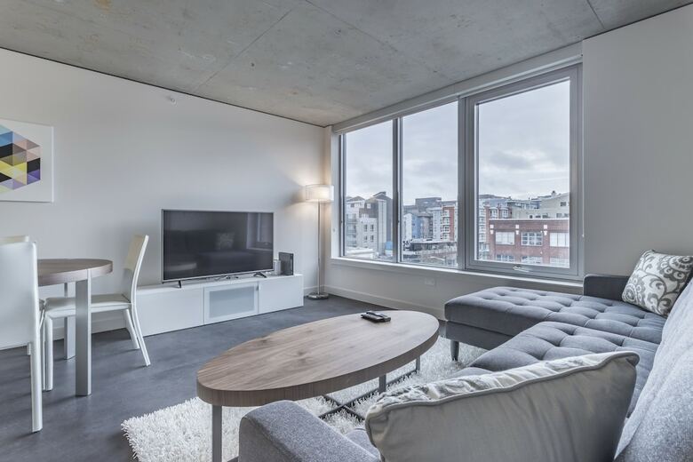 Domicile Suites At Cove