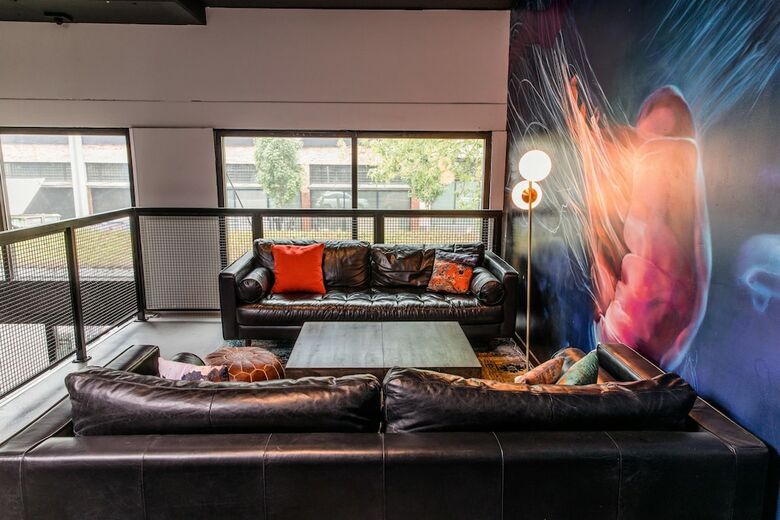 Domicile Suites At Cove