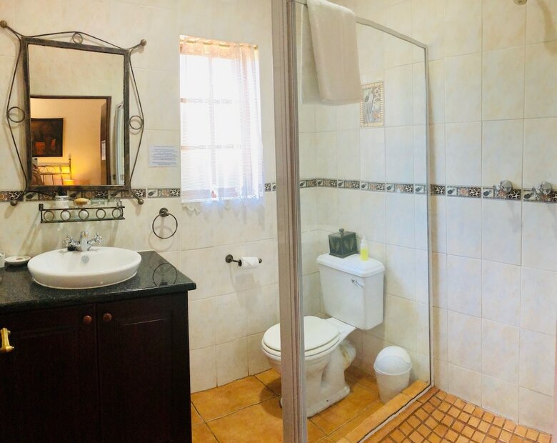Hotel Clubview Guest House