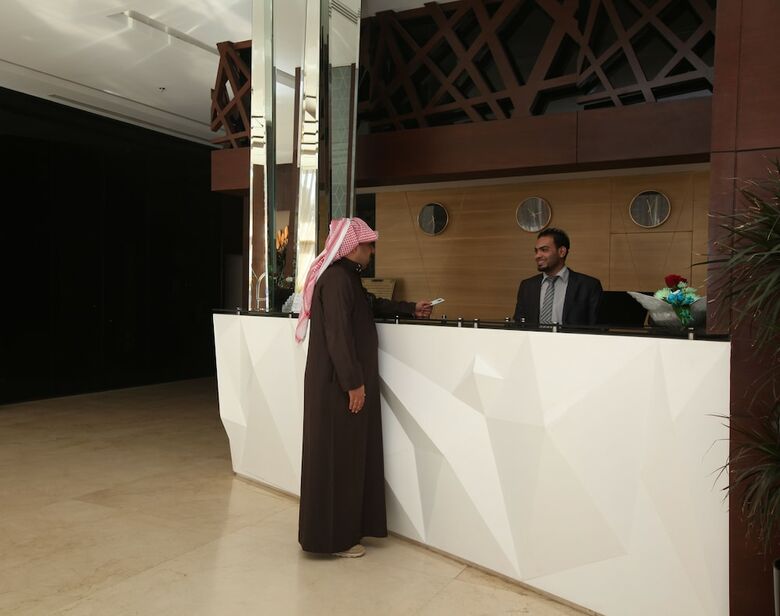Apartamentos Almuhaidb Faisaliah Hotel Suites