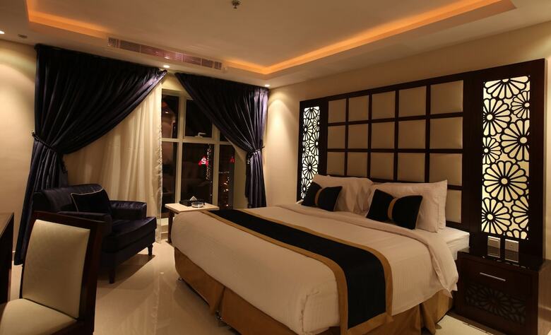 Apartamentos Almuhaidb Faisaliah Hotel Suites