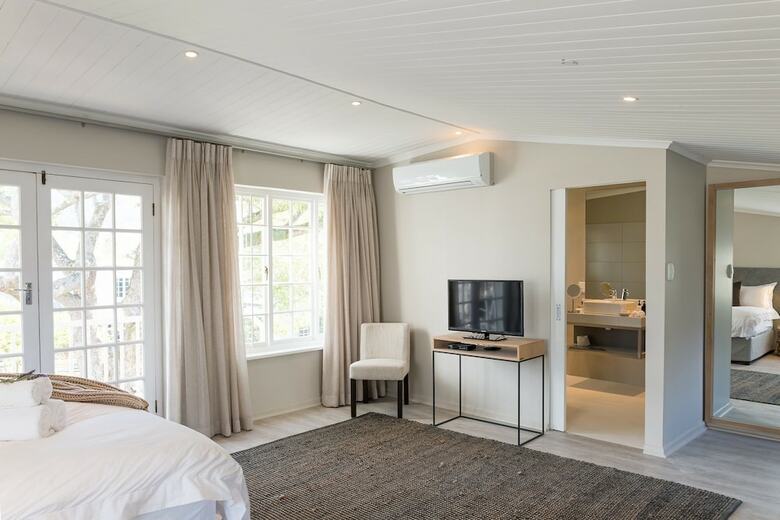 Bed & Breakfast Macaron Boutique Guest House