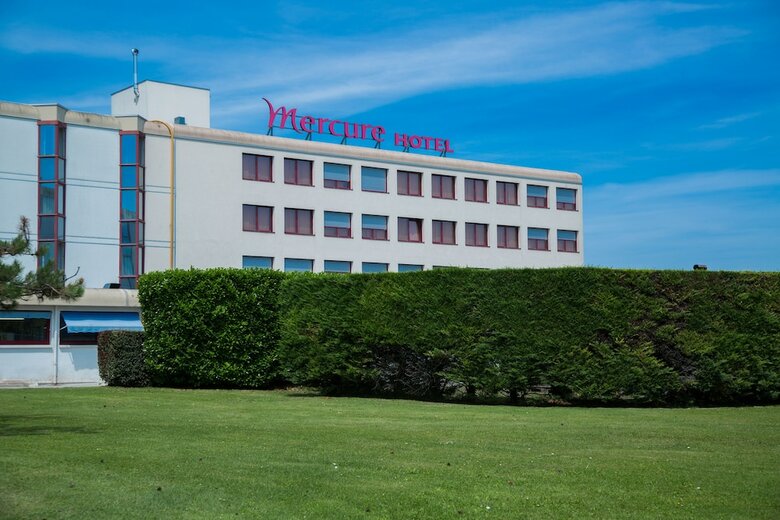 Hotel Mercure Lyon L'isle D'abeau