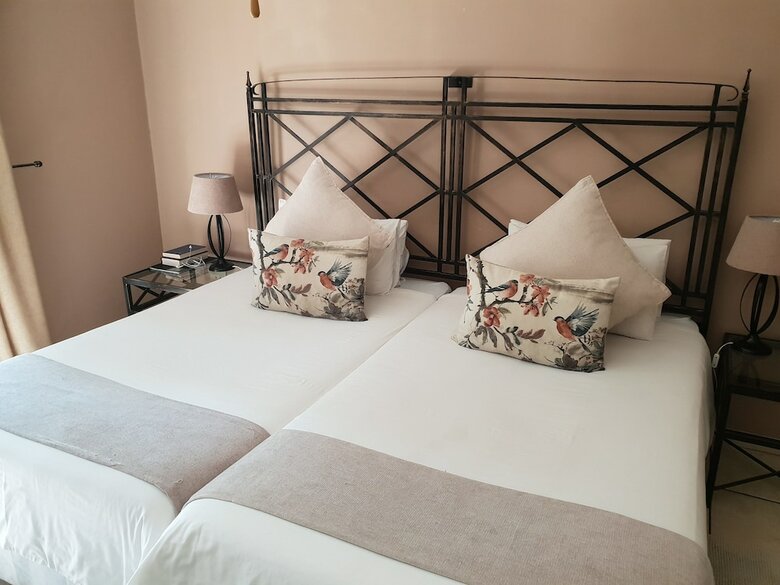 Hotel Greenfields Guest House