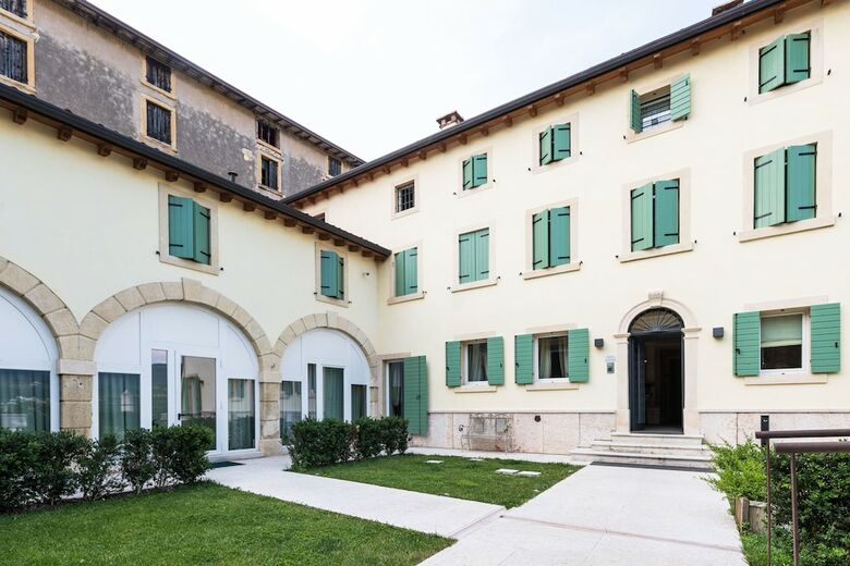 Hotel Villa Moron