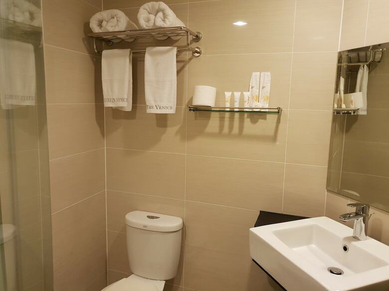 Luxe In Venice - The Venice Residences