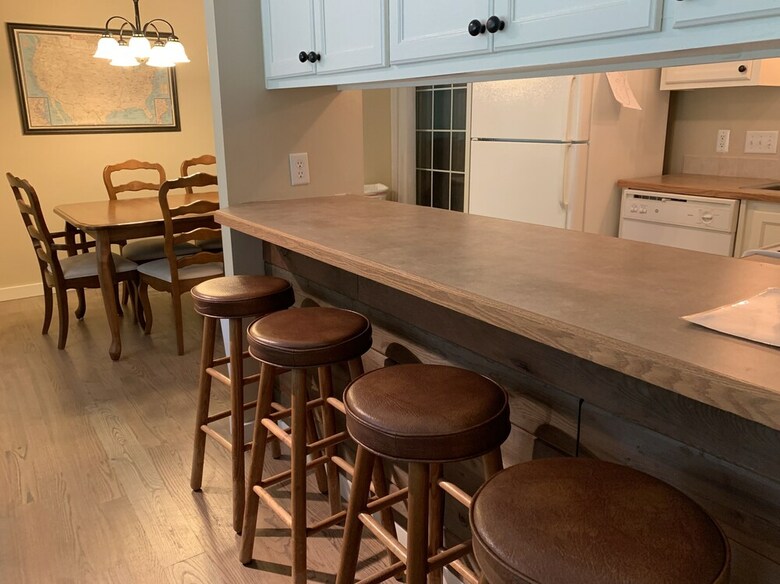 Goldberry Woods Bed & Breakfast-microfarm-cottages