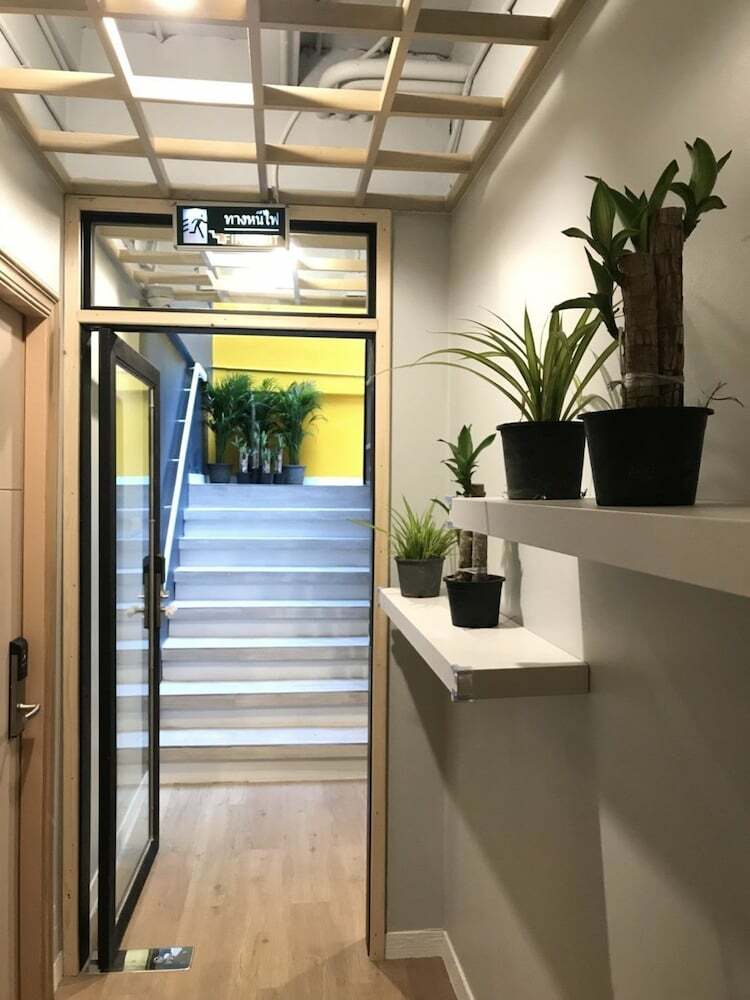 Hostal Kinnon Deluxe Hostel Coworking Cafe