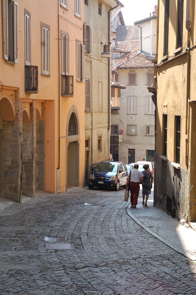 Apartamento La Rosa Scarlatta Atelier
