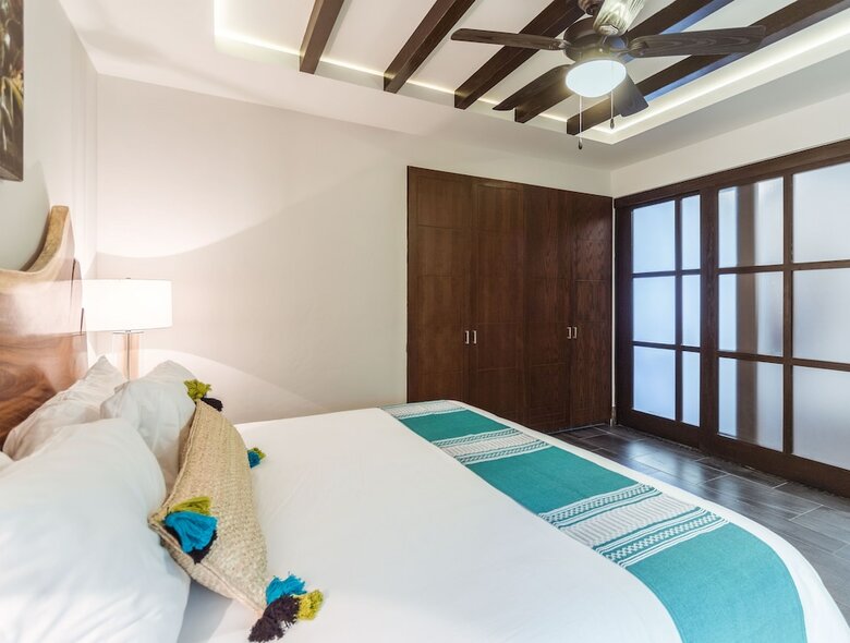 Kasa Hotel Parota