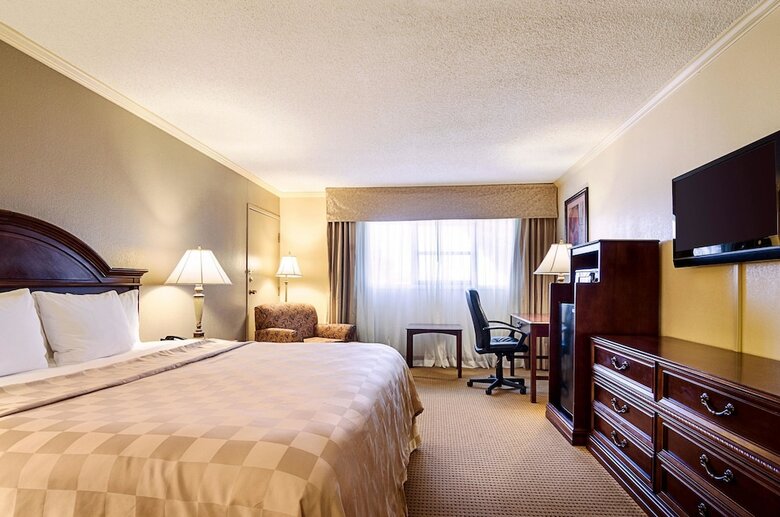 Hotel Clarion Inn