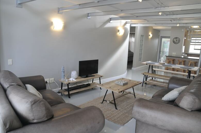 Seaside Village Apartments
