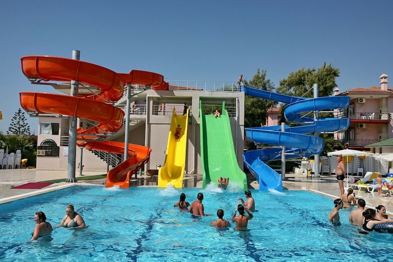 Hedef Beach Resort & Spa Hotel - All Inclusive