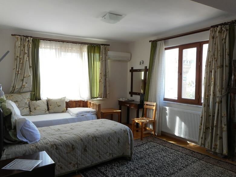 Fulya Pension