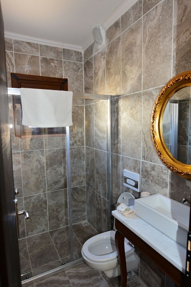 Hotel Hayriye Hanim Ege