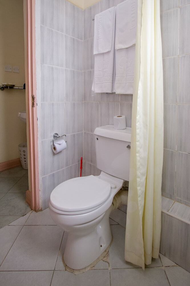 Emboita Hotel