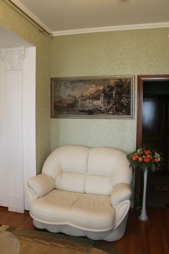 Hotel Troparevo