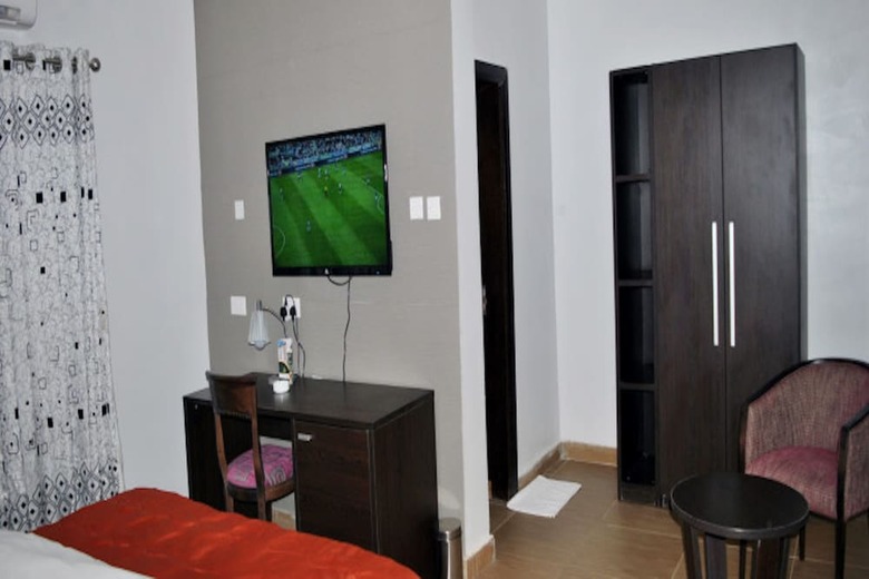 Hotel Maranatha Suites