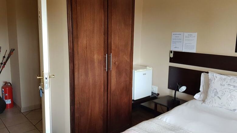 Hotel Tsessebe Guesthouse