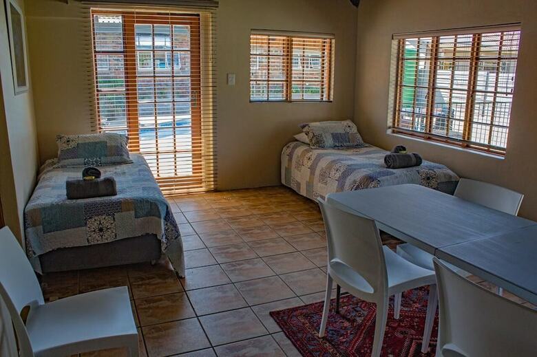 Hotel Melsetter Guest Room