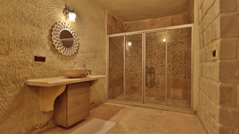 Miracle Cave Hotel - Special Class