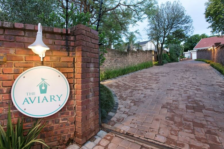 Hotel The Aviary